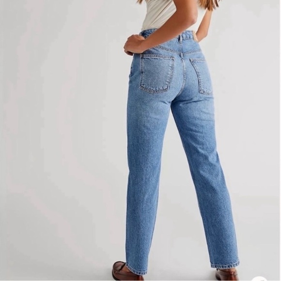 Free People We The Free The Pacifica High Rise Slim Straight Leg Jeans - Picture 2 of 8